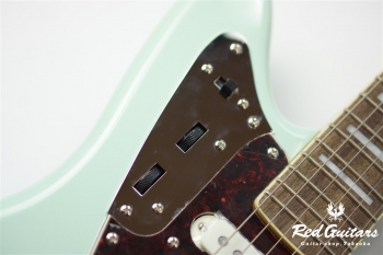 CLASSIC VIBE ’70S JAGUAR - Surf Green